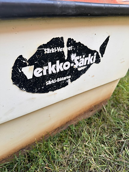 Finsk fiskebåt med alla tillbehör+trailer+ekolod 9 of 12