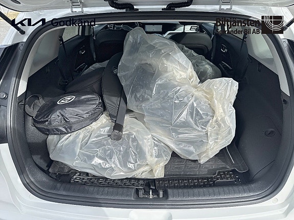 Kia Niro 14 of 14