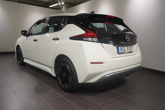 Nissan Leaf 6 of 13