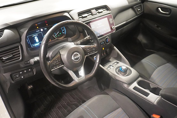 Nissan Leaf 8 of 13