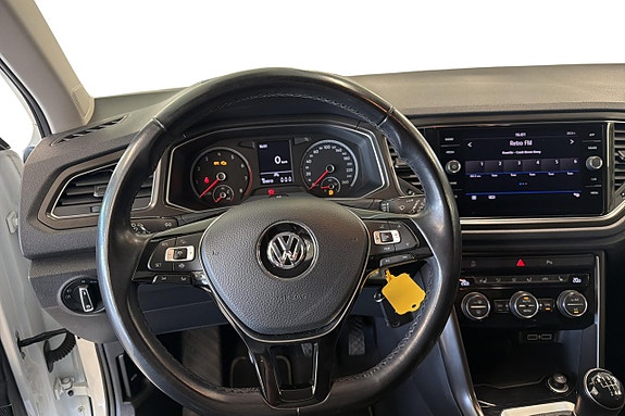Volkswagen T-Roc 12 of 22