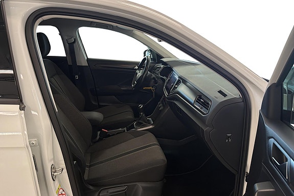 Volkswagen T-Roc 14 of 22