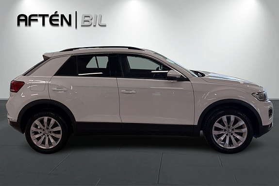 Volkswagen T-Roc 6 of 22