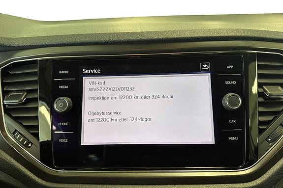 Volkswagen T-Roc 22 of 22