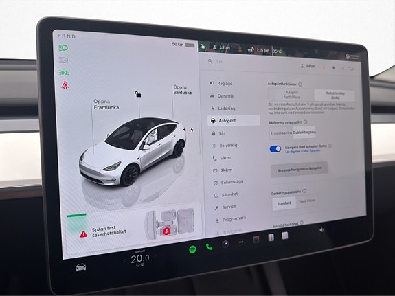 Tesla Model Y 23 of 30