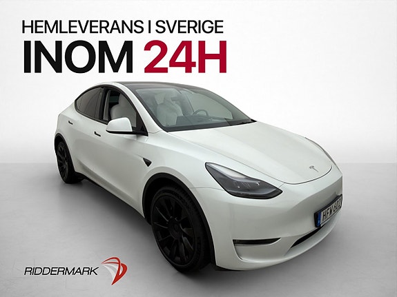 Tesla Model Y 4 of 30