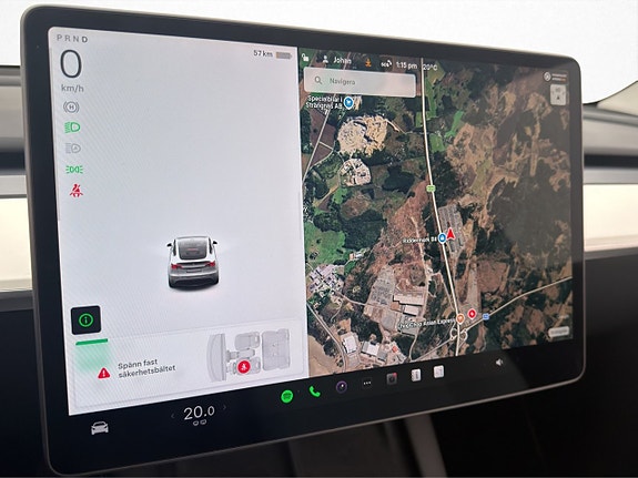 Tesla Model Y 19 of 30