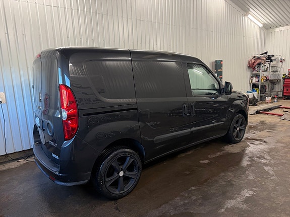 Fiat Doblo 4 of 7