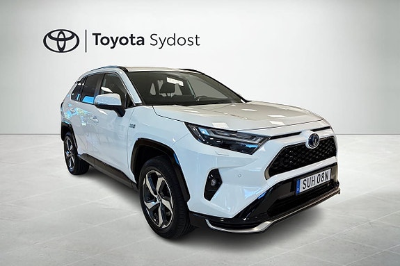 Toyota RAV4 Plug-in Hybrid 18 of 18