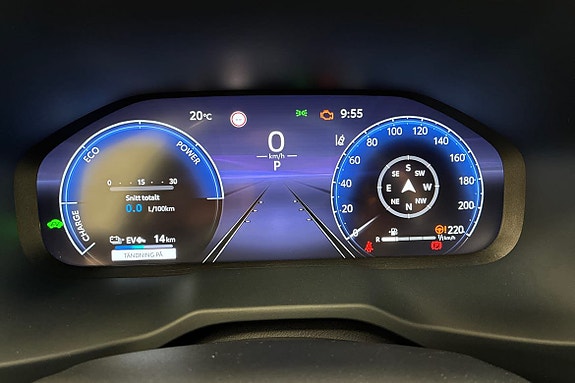 Toyota RAV4 Plug-in Hybrid 14 of 18