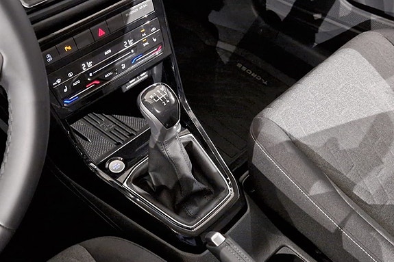 Volkswagen T-Cross 13 of 15