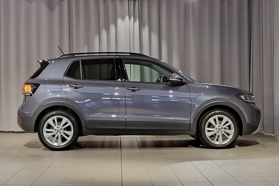 Volkswagen T-Cross 3 of 15