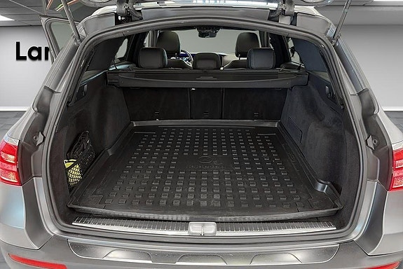 Mercedes-Benz E220 d 14 of 18