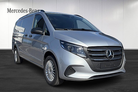 Mercedes-Benz Vito 119 2 of 12