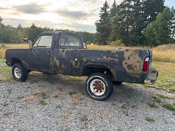 Dodge RAM 8 of 9