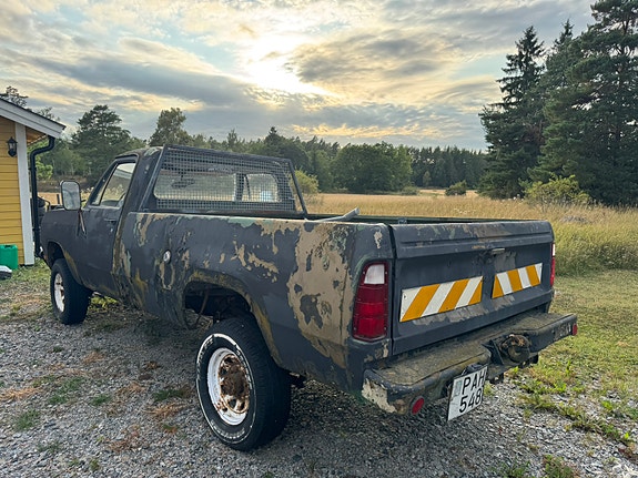 Dodge RAM 3 of 9