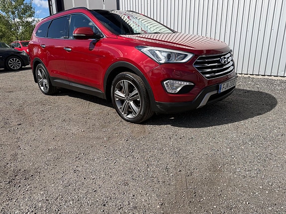 Hyundai Grand Santa Fe 5 of 21