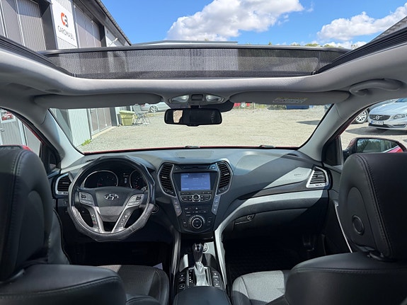 Hyundai Grand Santa Fe 15 of 21