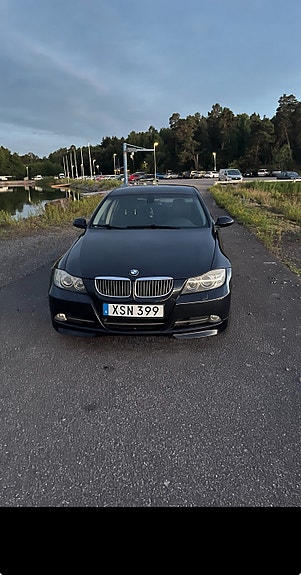 BMW 325i 4 of 9