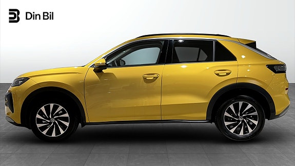 Volkswagen T-Roc 2 of 12