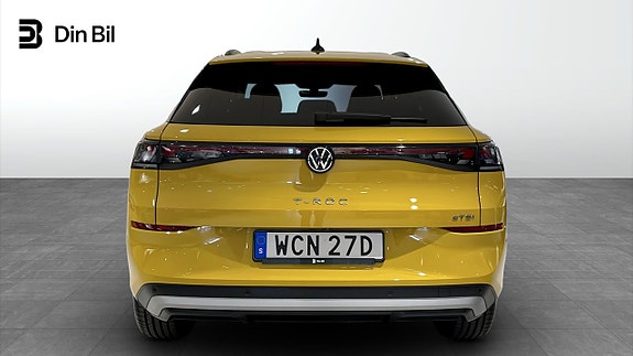 Volkswagen T-Roc 5 of 12