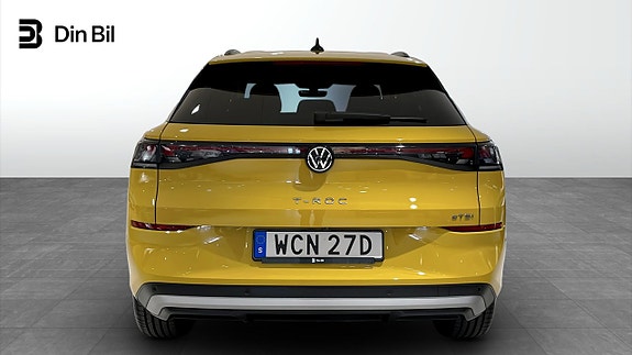 Volkswagen T-Roc 5 of 12