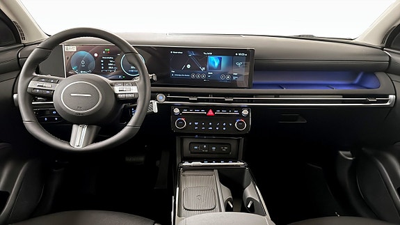 Hyundai Tucson 4 of 12