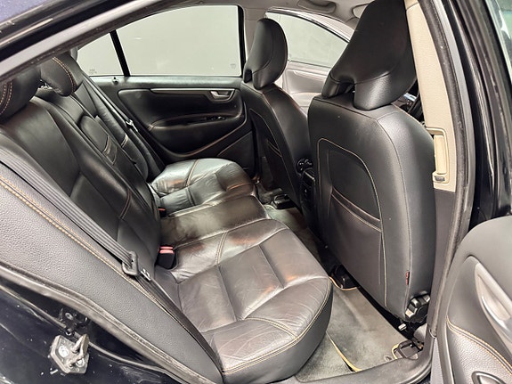 Volvo S60 7 of 10