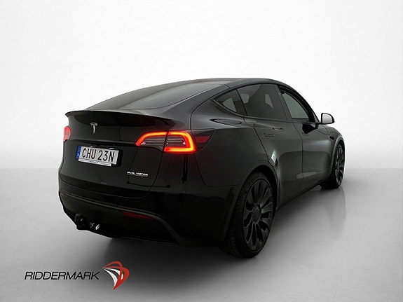 Tesla Model Y 5 of 30