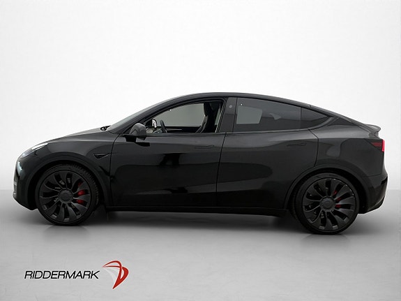 Tesla Model Y 8 of 30