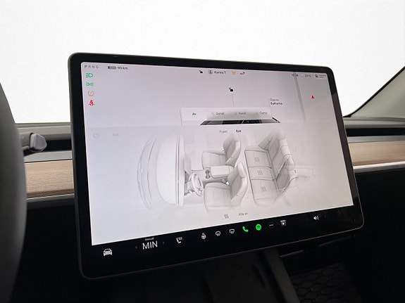 Tesla Model Y 19 of 30