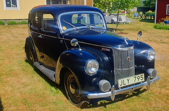 Ford Prefect 2 of 5