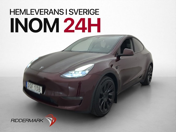 Tesla Model Y 4 of 30