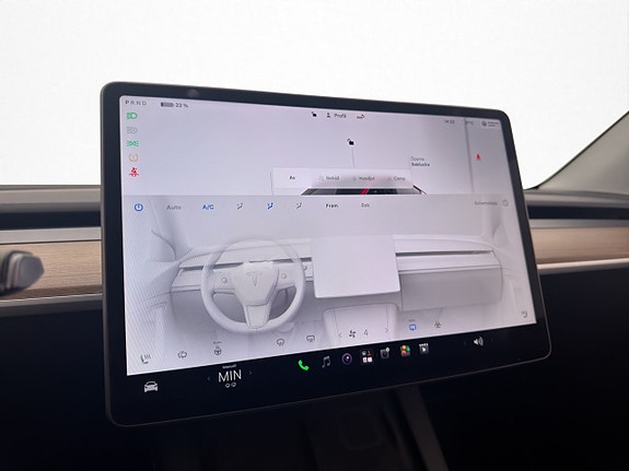 Tesla Model Y 20 of 30
