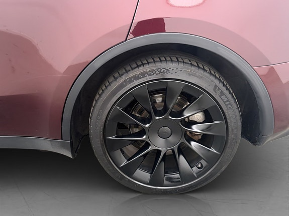 Tesla Model Y 30 of 30