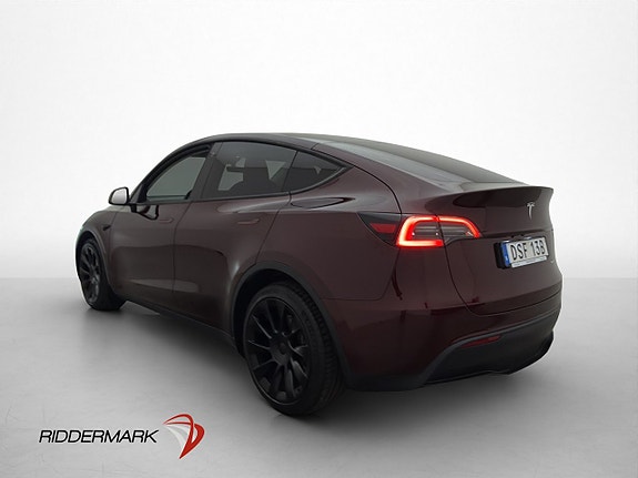 Tesla Model Y 6 of 30