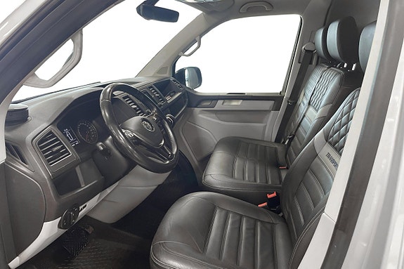 Volkswagen Transporter 9 of 9