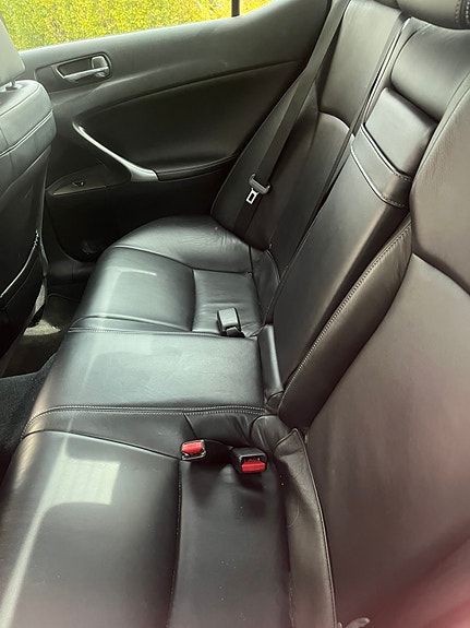 Lexus IS250 13 of 20
