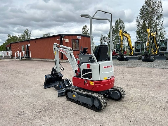 Takeuchi TB210R 3 of 5