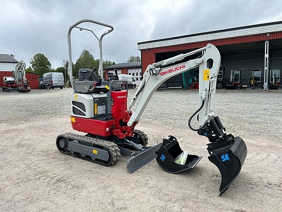 Takeuchi TB210R 4 of 5
