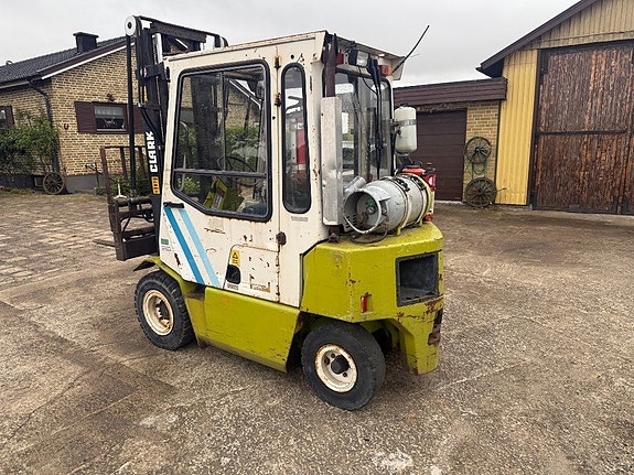 Gasoltruck Clark GPM-25 5 of 5