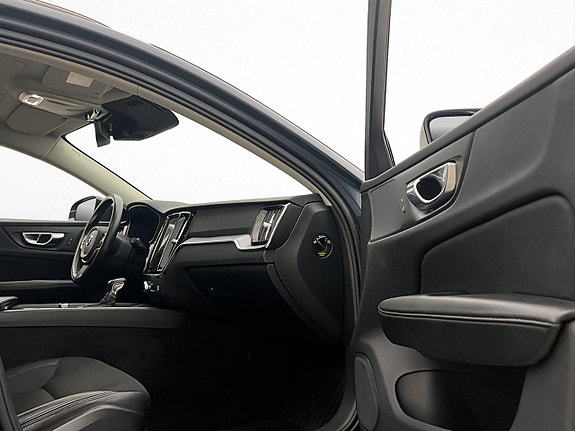 Volvo V60 23 of 30