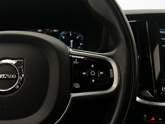 Volvo V60 13 of 30
