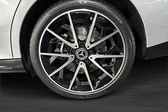 Mercedes-Benz CLA250+ 5 of 12