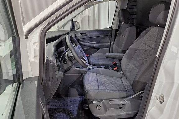 Volkswagen Caddy 8 of 15