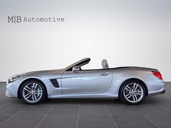 Mercedes-Benz SL500 3 of 22