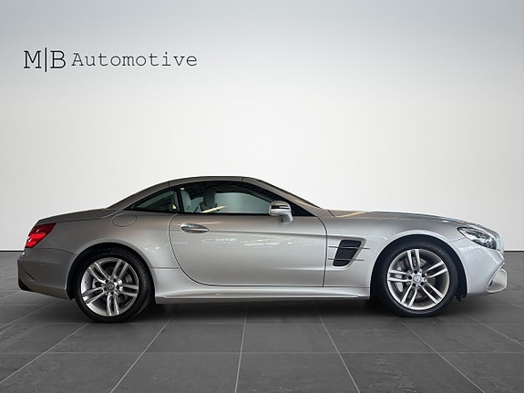 Mercedes-Benz SL500 7 of 22