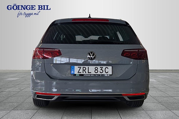 Volkswagen Passat 7 of 14