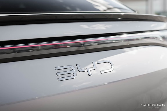 BYD Sealion 7 21 of 23