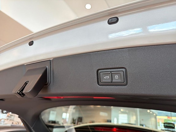 Audi Audi 24 of 26